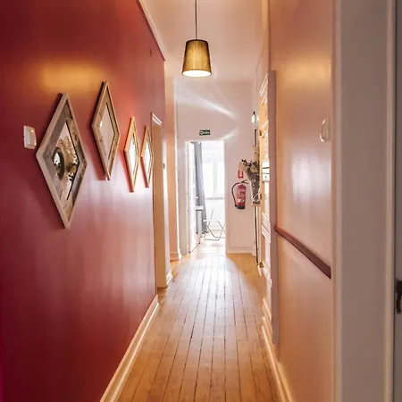 Daniela's 305 * Lisboa